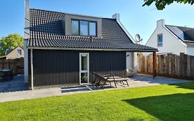 Bungalow 76 op Recreatiepark de Wielen